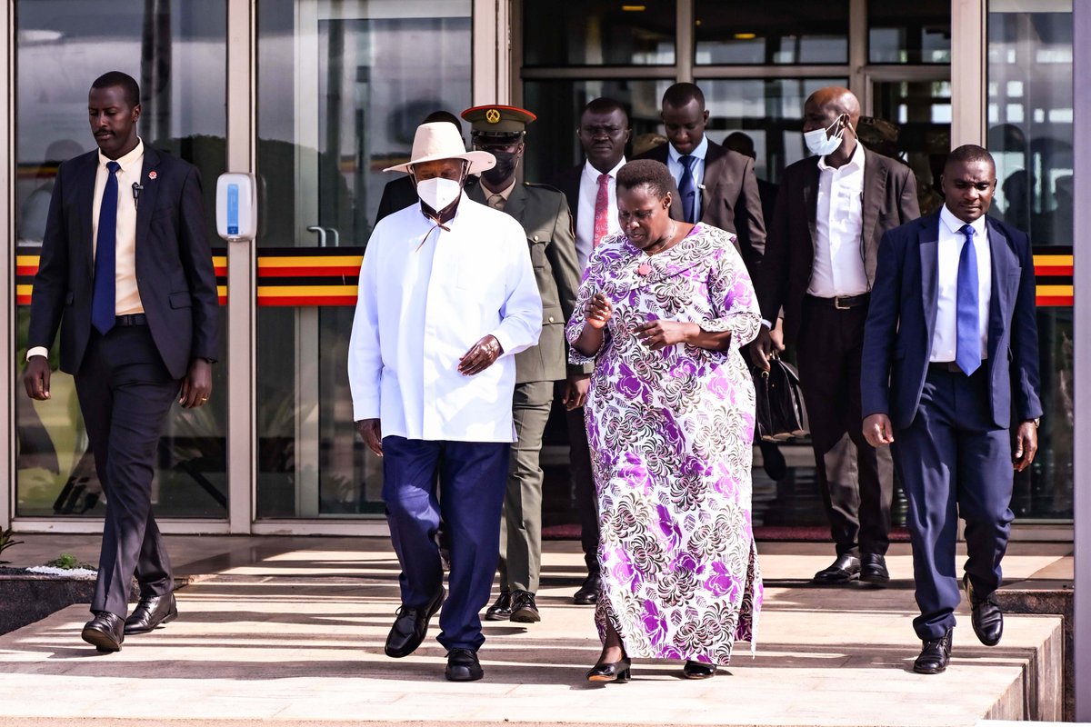KagutaMuseveni's tweet photo. I have departed for Mokowe, Lamu County, Kenya, for the groundbreaking ceremony of the Dangote East Africa Petroleum Refinery. https://t.co/bWQUFezvzQ