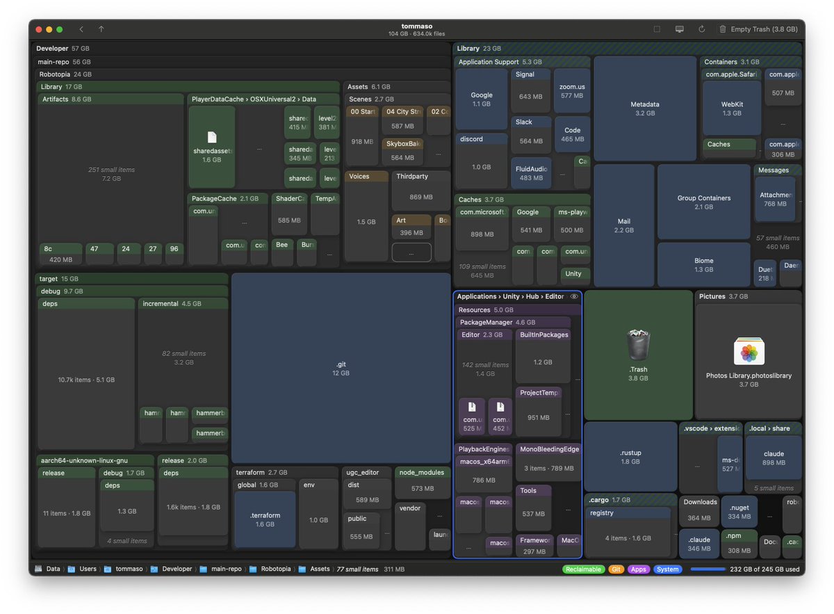 _tomcc's tweet photo. So I cloned that one meme disk tree app, and vibe-polished it into my favorite Disk Tree app for Mac so far. I wish I had this in the last 10 years!

It tries to sort of follow Mac OS design guidelines, it's fast, it finds big files. Enjoy!

https://t.co/6yGbS5b1mn https://t.co/Gh8Wni4UhD