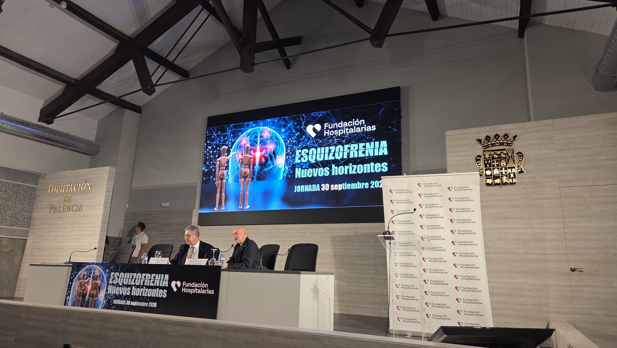 saludmentalcyl's tweet photo. Asistimos a la VIII Jornada Esquizofrenia "Nuevos Horizontes", organizada por @FHPalencia @fidmag_research, centrada en los nuevos horizontes científicos que se intuyen, así como en el estigma que sigue estando presente https://t.co/3LlJcuknYV