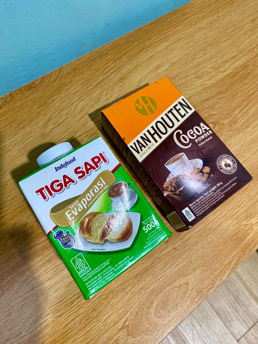 duccydream's tweet photo. SUMPAH, SUNGKEM DULU YANG UDAH NGASIH RESEP INI 😭

bikinnya simple banget, rasanya kaya minuman coklat cafe tapi versi BPJS woyy!

modal ngirit tapi rasanya tetep enak 🤤 https://t.co/aGMOQ8MwnK