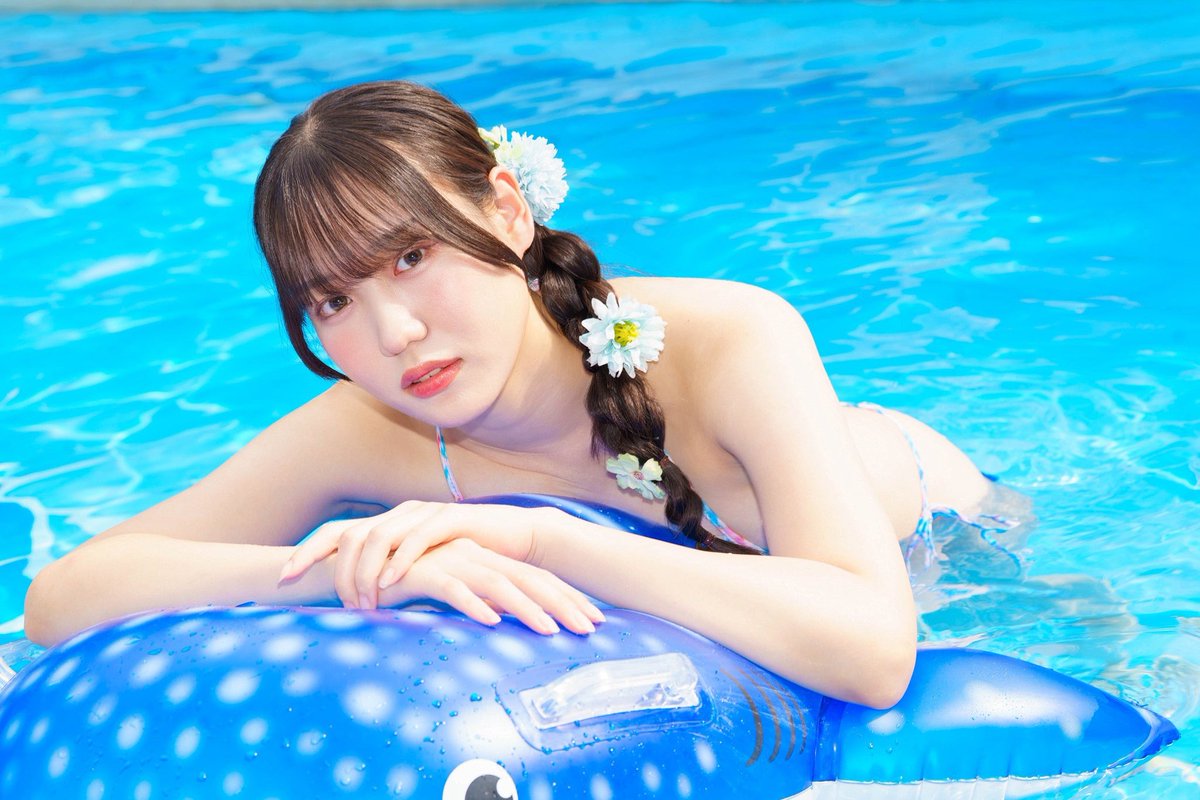 arikawatomori's tweet photo. 個人撮影会のお知らせ📢( Ö )

日程：10月17日(土)
会場：Studio ZOOM

スマホ撮影OK📱
もちろんお話だけでも大歓迎です！
2人きりの特別な時間を過ごしましょ😊♡

このあと、19:00ご予約開始です！
https://t.co/Yf9ja5mkYN https://t.co/Oeo25dgV7p