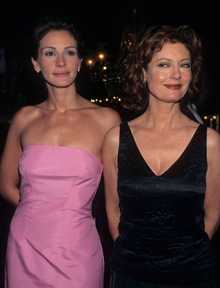 37Lemons's tweet photo. The 1998 movie "Stepmom" should've been called "Stepdad"

Two dudes in it: Susan Sarandon &amp; Julia Roberts https://t.co/kKbbu6O6At