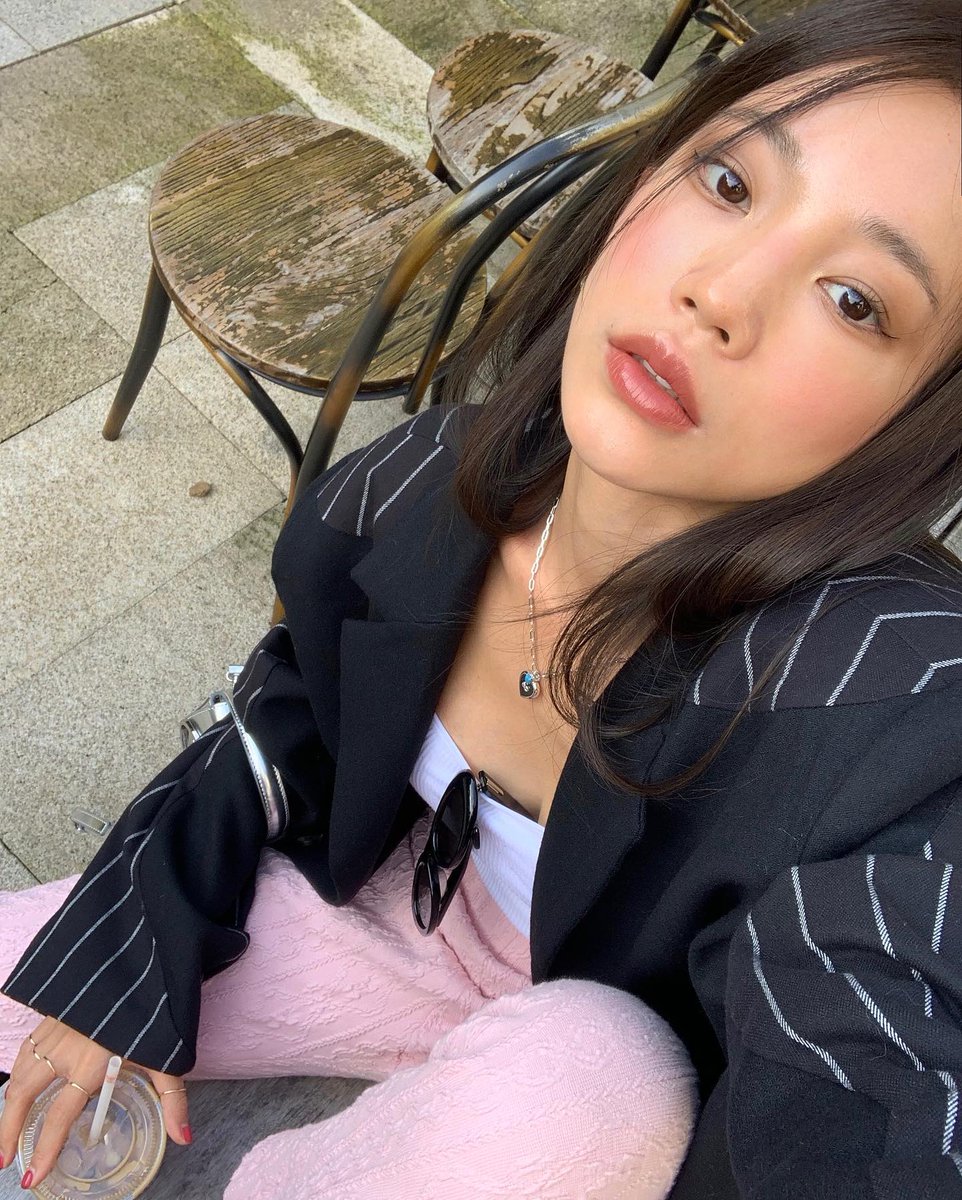 Lanaclay's tweet photo. Hello, lovely soul 💫 Always keep in mind that you are enough, and you’ve always been. Believe it. 🌼
acledFeu https://t.co/ybL289VXKV
