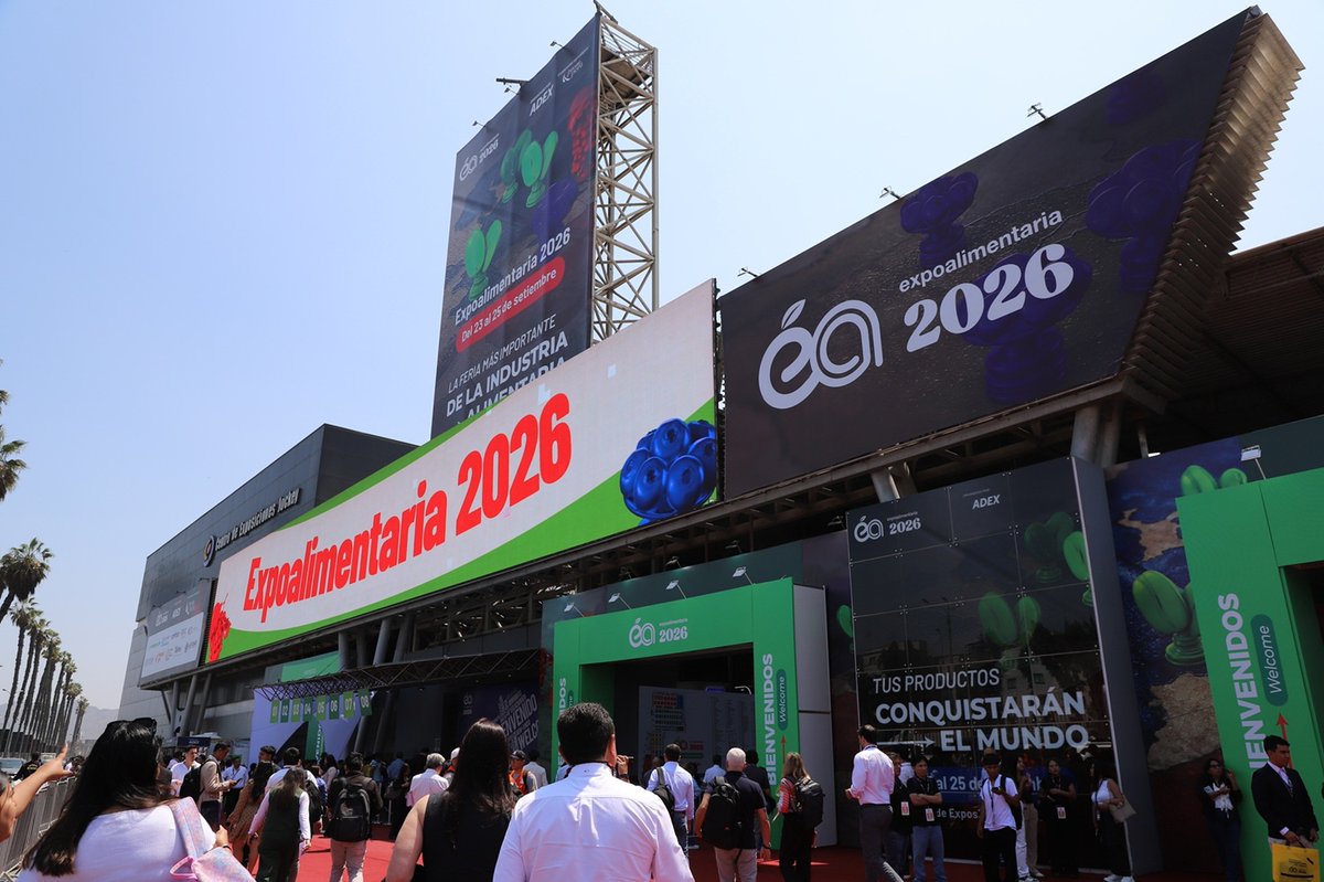 prensaperupe's tweet photo. 🇵🇪¡Expoalimentaria 2027 se realizará del 22 al 24 de septiembre en Lima! Tras cerrar con expectativas tres mil cuatrocientas cincuenta y tres citas comerciales por 1,100 millones de dólares en su edición de este año 2026.   
https://t.co/YcRcj6FJKH https://t.co/quC37rvcwH
