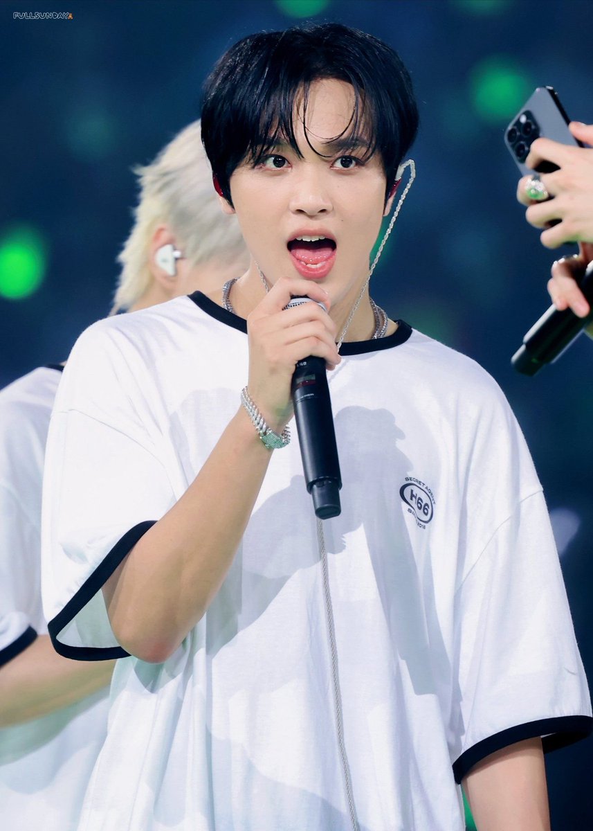 verybusy_duxk's tweet photo. 몸만 자란듯 https://t.co/zwn6qAawLA