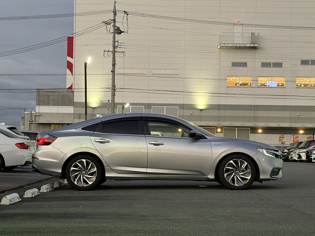 MOCHIKO_Chang's tweet photo. 【New My Car】
HONDA INSIGHT ZE4

やっぱりセダンがNo. 1ってことでインサイト買いました！
めっちゃエコカーです🌱

そこまでガッツリ弄る気は今のところありませんが何かしらはしようと思います😇 https://t.co/WAuDbgqmld