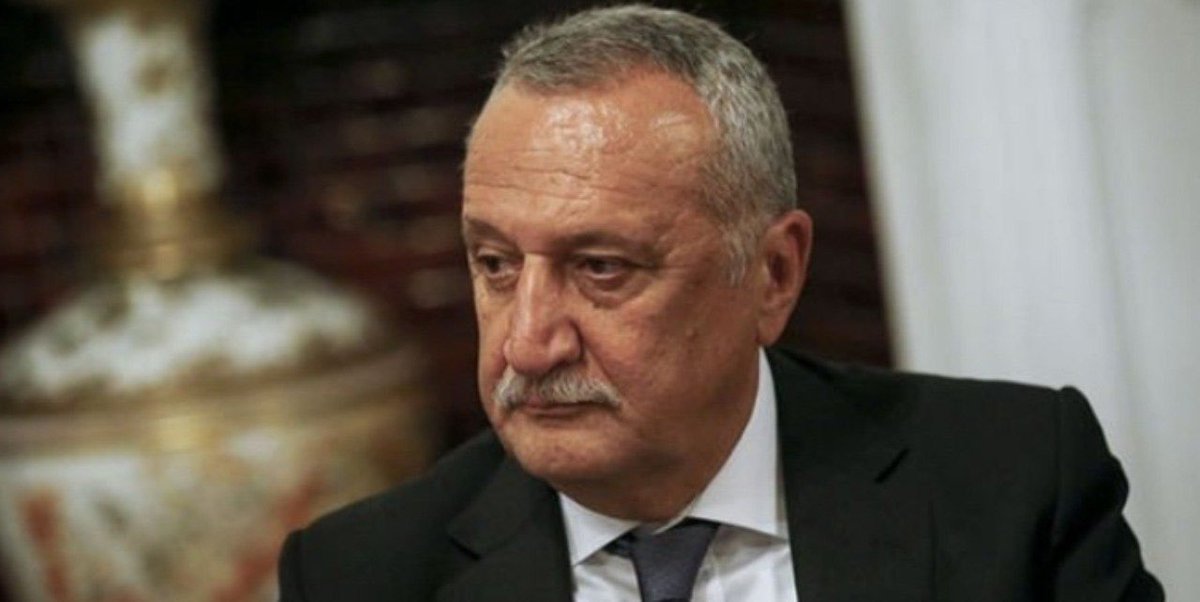 FBli_Yigido58's tweet photo. Yapı'nın düdüklü çetesi çöktü gibi.

Esas konu Mhk ve düdüklü çeteyi oraya getiren,kollayan yapının üst aklının çökertilmesi !

Fetö'mü ?
Ağar abiler mi...?

Yılanın başı bulunmalı diyorum !
Bu olay 15 temmuz kadar önemli.

@abakingurlek  @adalet_bakanlik 
@TC_icisleri @UEFA https://t.co/LTuHEo1Dx5
