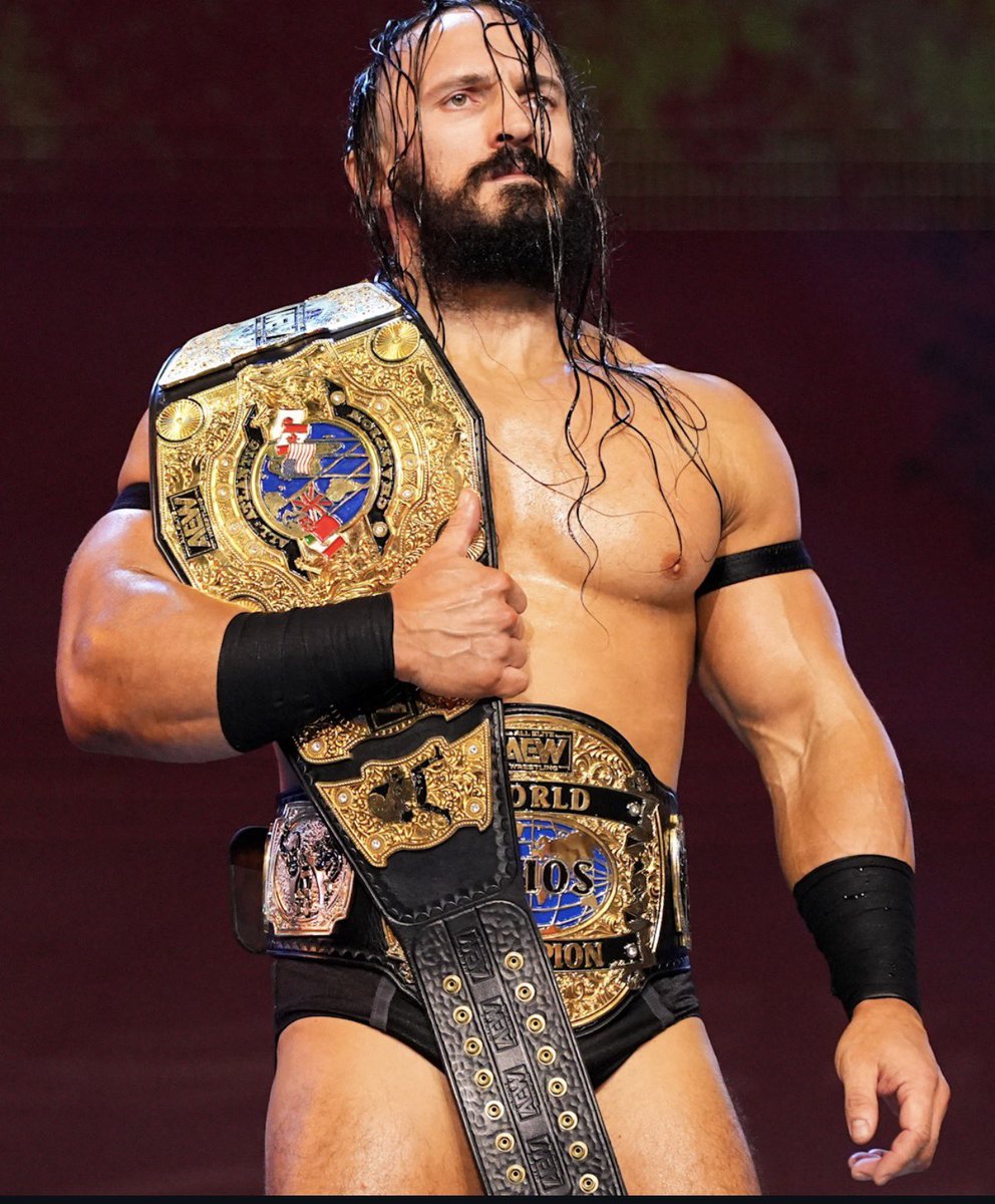 wrestle_elite1's tweet photo. 2 Belt Bastard 

#RIPPAC #PAC #AEW https://t.co/1yYo4ebXQD