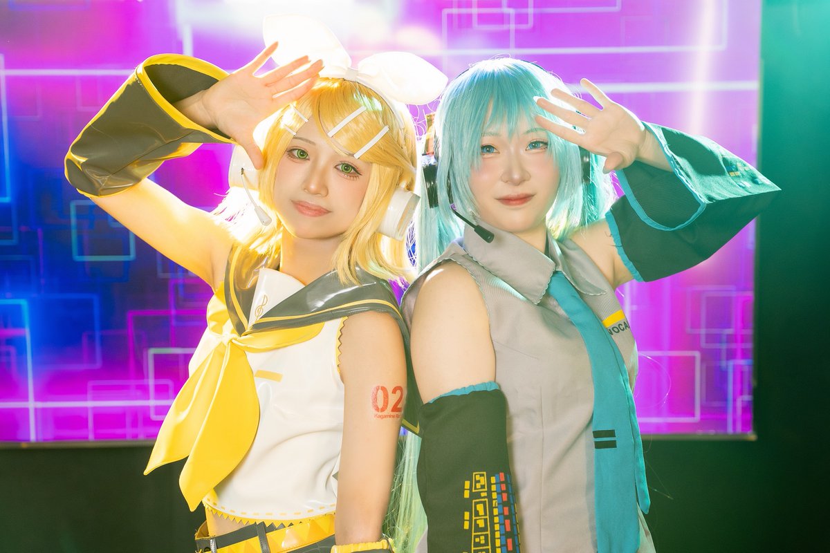 NNSNO2's tweet photo. 【Cosplay/コスプレ】
VOCALOID 初音ミク 鏡音リン

♬*.+゜♪♪•♬︎・｡♪*+o♩♬♡♩¨̮⑅*♡

photo:@ashitaka_photo 様 https://t.co/2NYkx2b5bn
