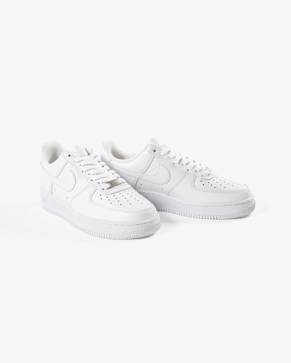 KicksLab_jp's tweet photo. 【 New Arrivals l 新入荷 】NIKE l "AIR FORCE 1 '07" White/White l Available in Store and Online Store. #KICKSLAB #キックスラボ

商品ページはこちら▼
https://t.co/AWgI0XawBY https://t.co/DNNd0v1NuT