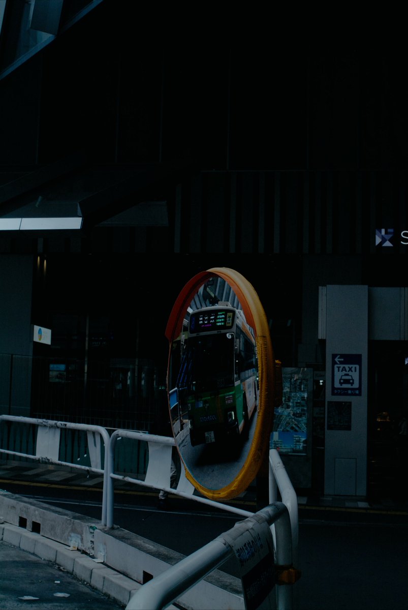 zndmt_filmzk's tweet photo. 早朝の渋谷
#finepix https://t.co/0WUFI51xp8