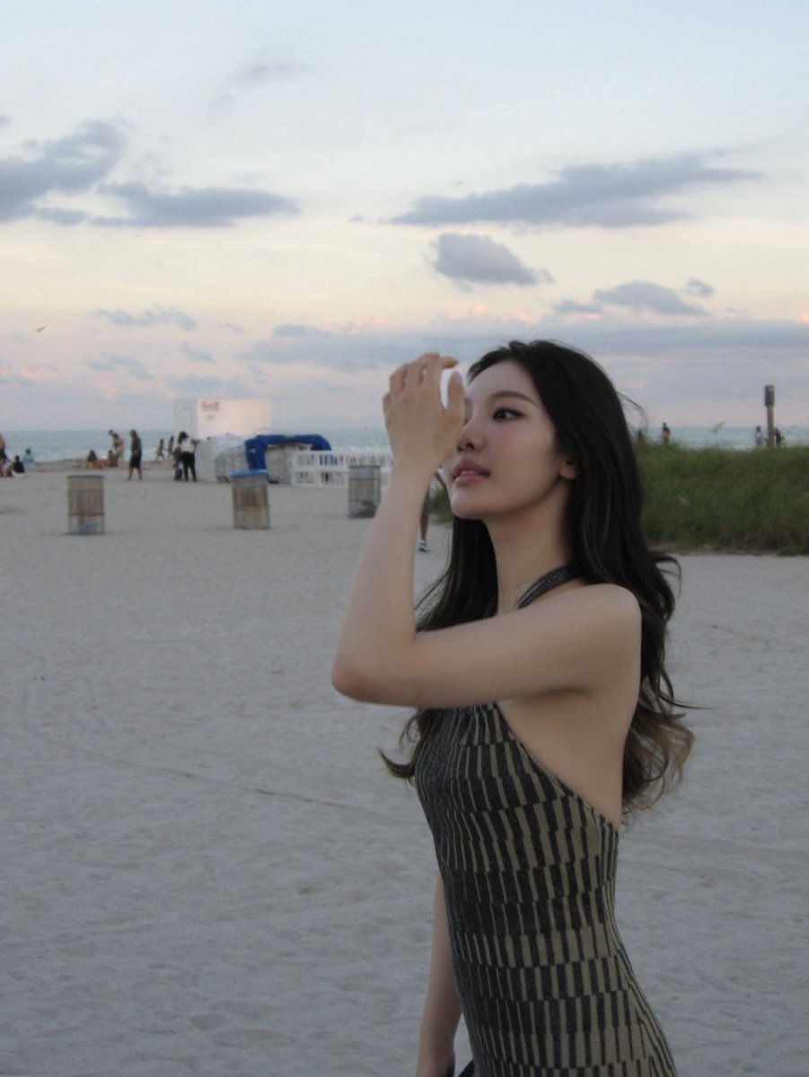 aespa_official's tweet photo. love it here

#aespa #æspa #에스파 
#NINGNING #닝닝 https://t.co/7Yfd41McVM