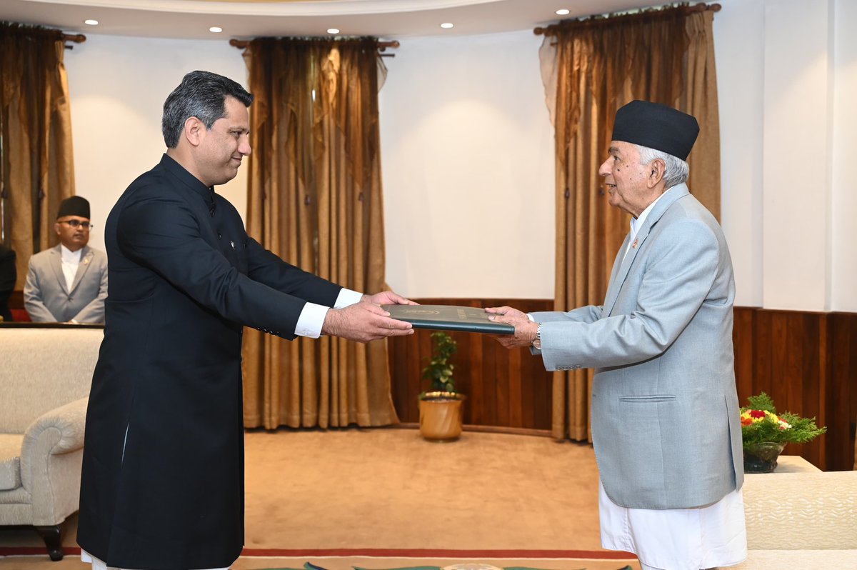 OOP_Nepal's tweet photo. Rt. Hon. President Mr. Ramchandra Paudel received Letters of Credence from H.E. Mr. Mohammad Aamir Khan, Ambassador of the Islamic Republic of Pakistan amidst a special ceremony held at the Office of the President, Sheetal Niwas, today. https://t.co/p5vgFlj7H3