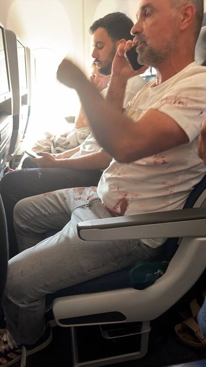 emilykschrader's tweet photo. Pilots in civilian clothes who were passengers landed the plane!

Passenger testimony:
“We are currently in Saudi Arabia. One of the crew members attacked the pilot with a knife and disabled the aircraft’s systems. Yaniv and another passenger stormed the cockpit and subdued the attacker. Luckily, there were two more pilots on board. They were the ones who managed to land the plane.”