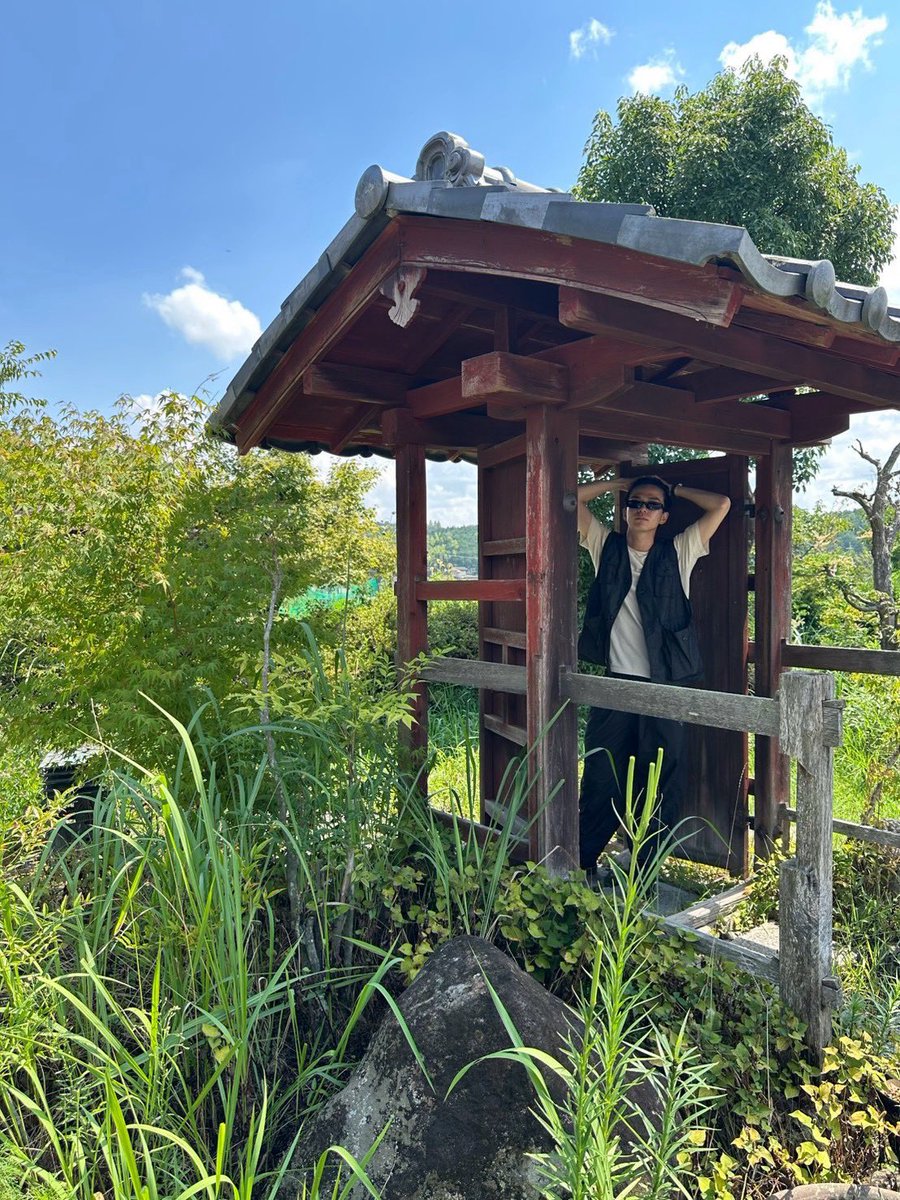 asahihamada_id's tweet photo. [300926] ASAHI weverse dm💌

🤖 : [📷x6]
🤖 : musim panas akan segera berakhir,jadi aku ingin berbagi beberapa kenangan summerku
🤖 : belakangan ini, aku lagi bersiap untuk bertemu kalian,teumes.. aku harap kalian menantikannya
🤖 : !
🤖 : ini bukan spoiler, oke?
🤖 : ini bukan spoiler

#TREASURE #트레저 #ASAHI #아사히 #朝光 @treasuremembers