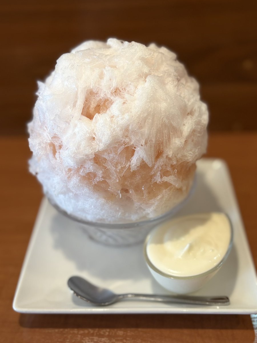 chige361's tweet photo. 青りんごみるくにラッシー、桃にホイップクリーム、かぼちゃみるくにラムレーズン https://t.co/mjxqMI3Peq