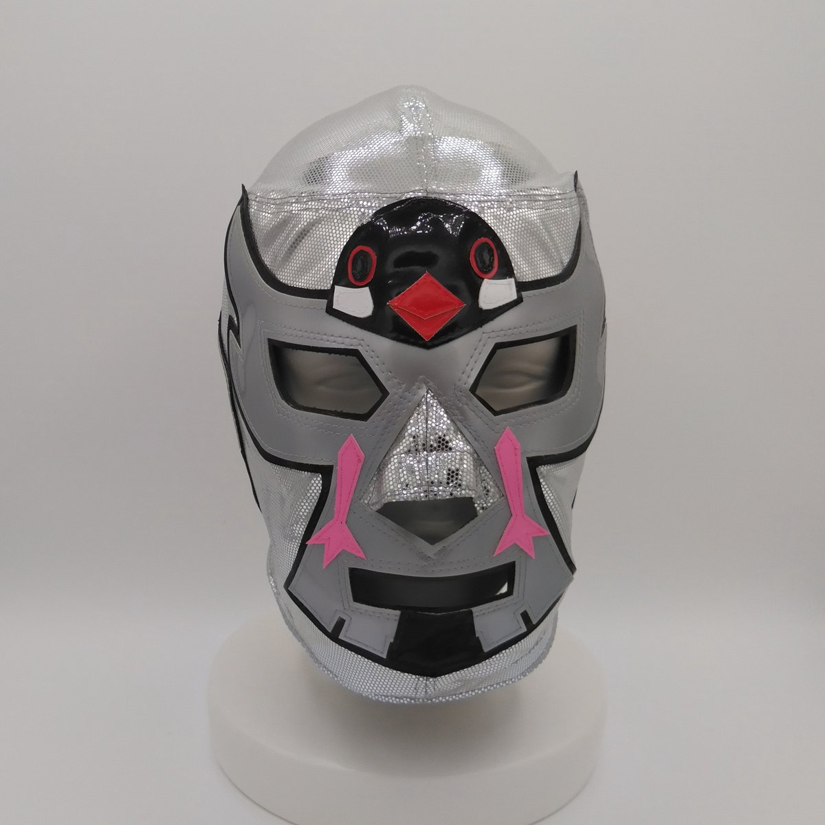 pandarocks_mask's tweet photo. 【10月4日は #世界動物の日 】
#プロレスマスク
#365種類のプロレスマスクを作って365日の記念日をプロレスマスクで飾りたい余生 https://t.co/dZAS6lYMti