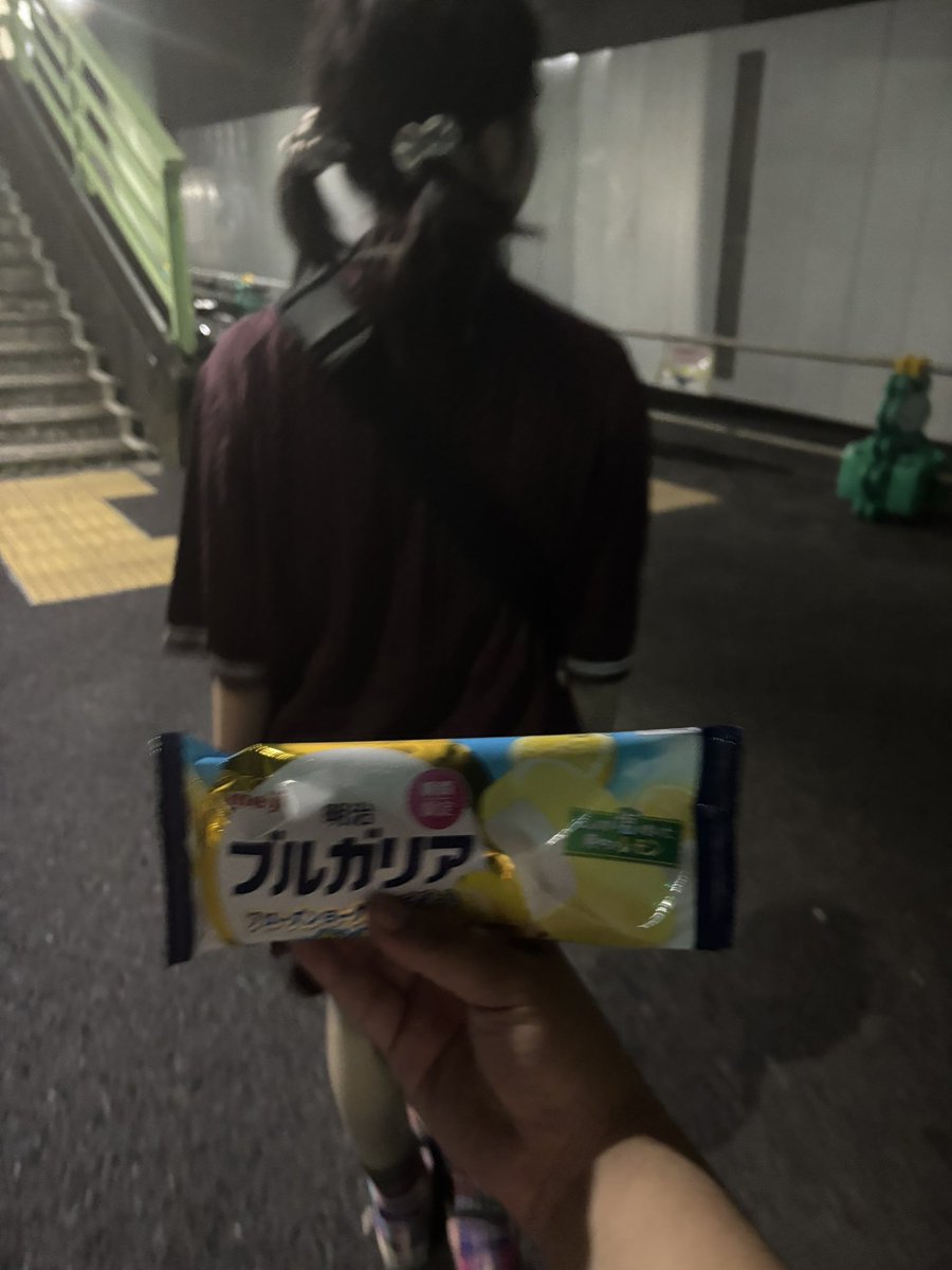 bv3_vd's tweet photo. 引越し終わったぁ🏠
はじめて実家離れて暮らした家
遠距離で苦しかった自分を引越して支えてくれてありがとう
これからは2人じゃなくておばあちゃんと3人だけど彼女の事がいちばん大切なのは変わりないし
少しでも早く理想の生活ができるようにがんばるね。
毎日隣で過ごしてくれてありがとう。 https://t.co/ASKrVHka5z