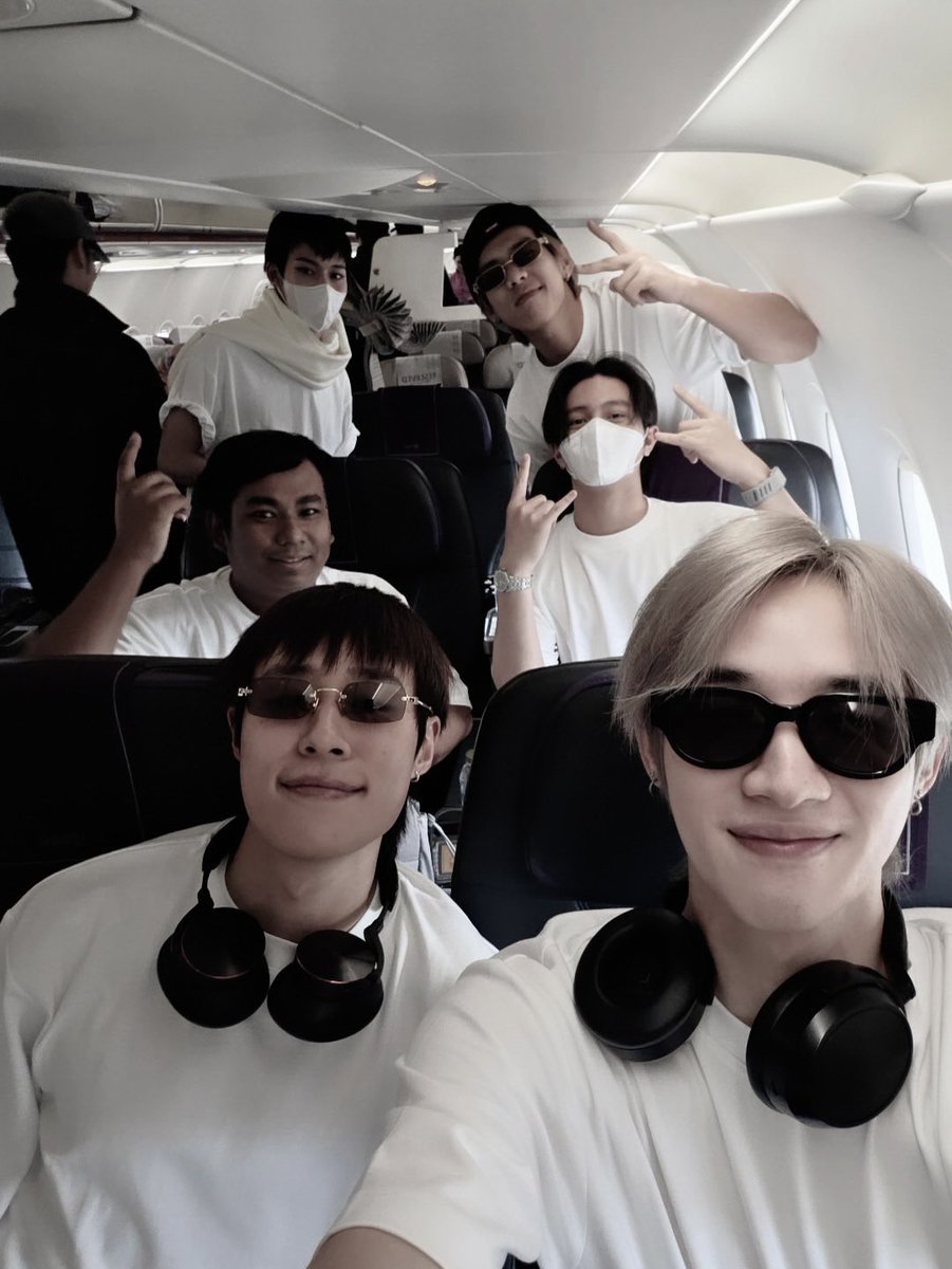 hope_bpn's tweet photo. พร้อมบิน ❌
พร้อมบิณฑบาต ✅ https://t.co/ZIyzmFBvEH