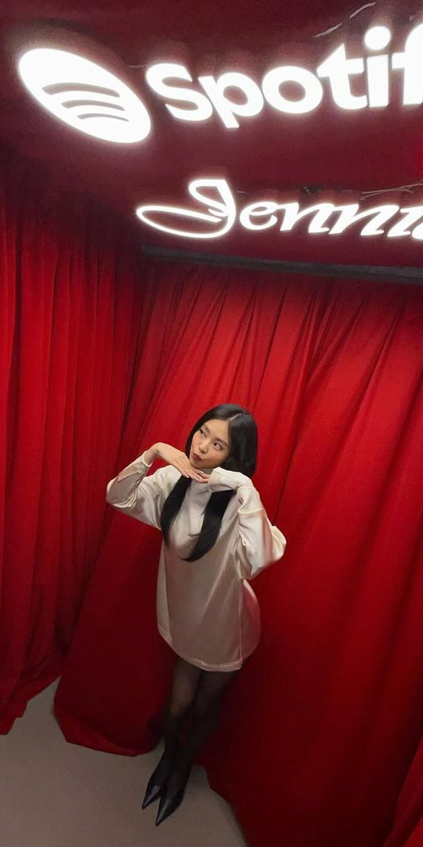 jenuie's tweet photo. Missing Ruby already.❣️ https://t.co/HqQNEgVYm2