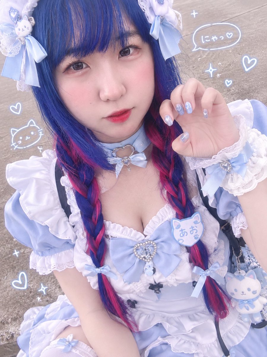 Liz_Lizsama's tweet photo. 私がメイド？ https://t.co/aRb4tmIiAZ