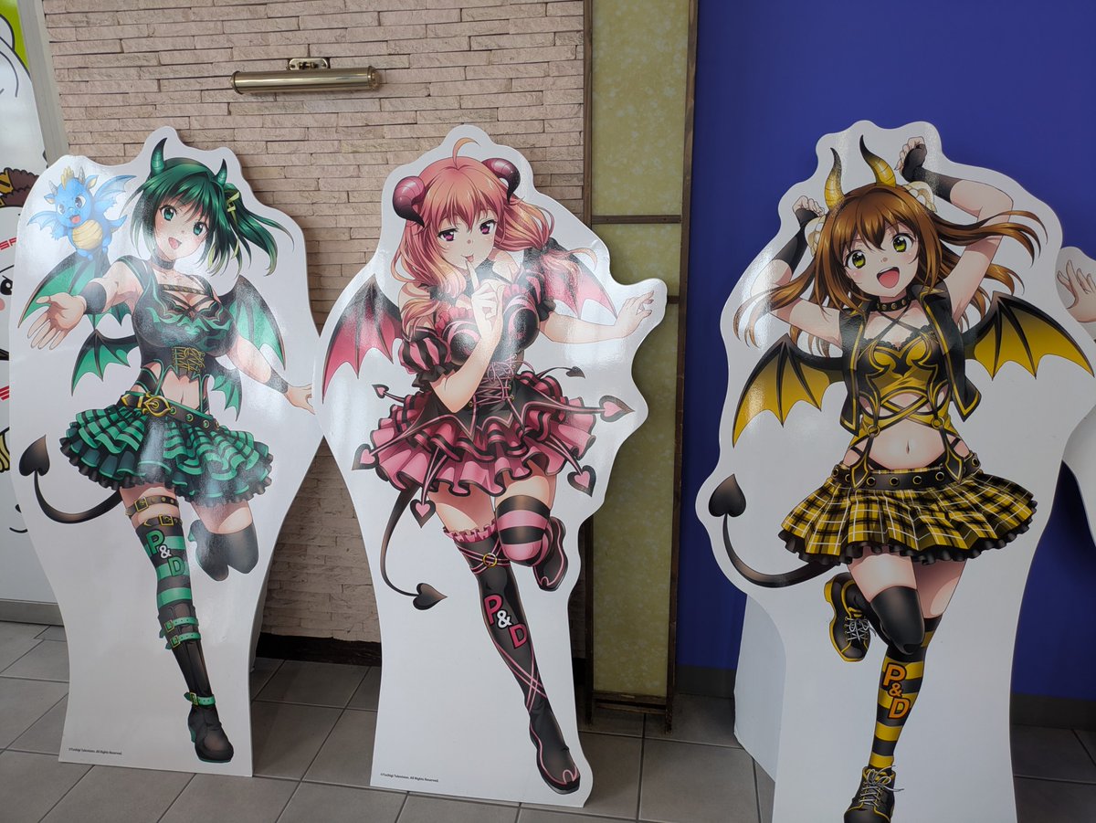 yubeshi201's tweet photo. 栃木県のご当地萌えキャラ『まろに☆え〜る』
知らん間に『ぱてぃし☆え〜る』なる新ユニットが増えてたし、可愛いコスチュームも増えてらぁ https://t.co/vbSOPm1Jsf