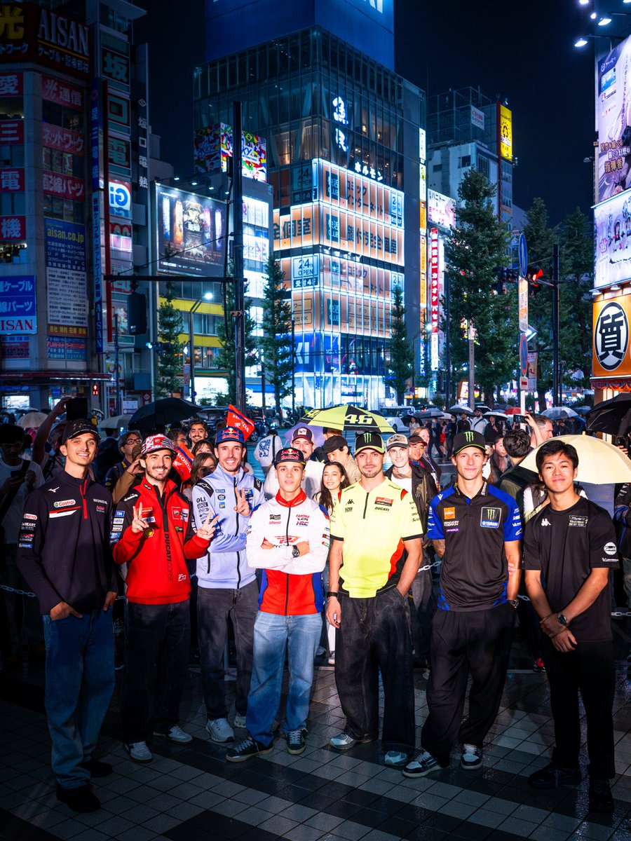 MotoGP's tweet photo. Taking Tokyo by storm 🫶🔥🌃

#MotoGPFanFest | #JapaneseGP 🇯🇵 https://t.co/Kq0XQh1Nwu