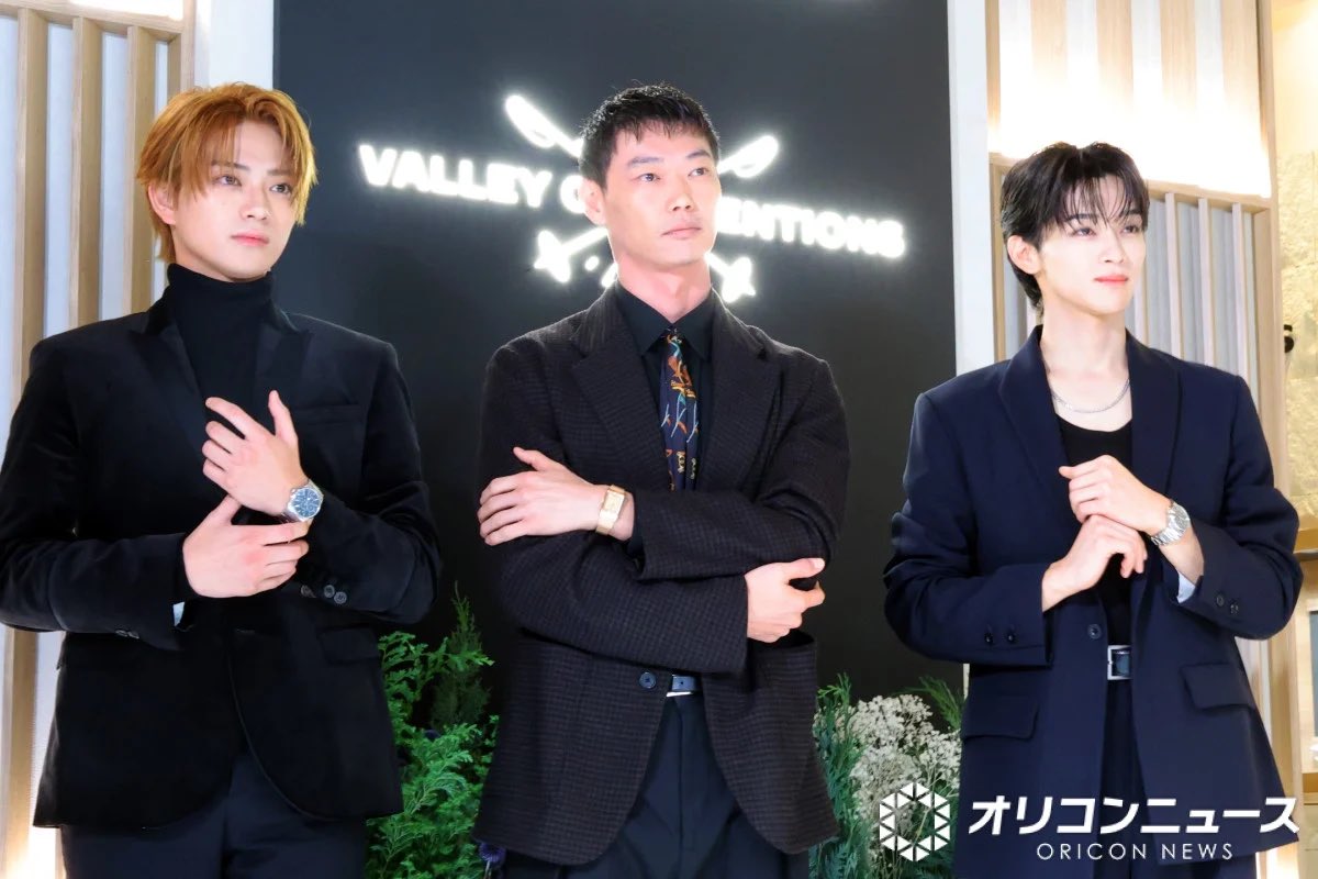 hikarinoleo's tweet photo. 이게 무슨 조합이야 ㅋㅋㅋㅋ https://t.co/vNIKkKfiqM