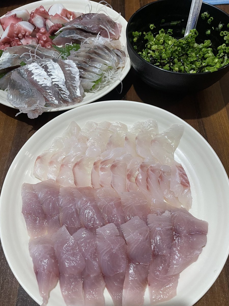 moq_2's tweet photo. 今日絶対魚たくさん食べたくてヤオマサさん行ってきた🤤 https://t.co/JuNoW7RNAz