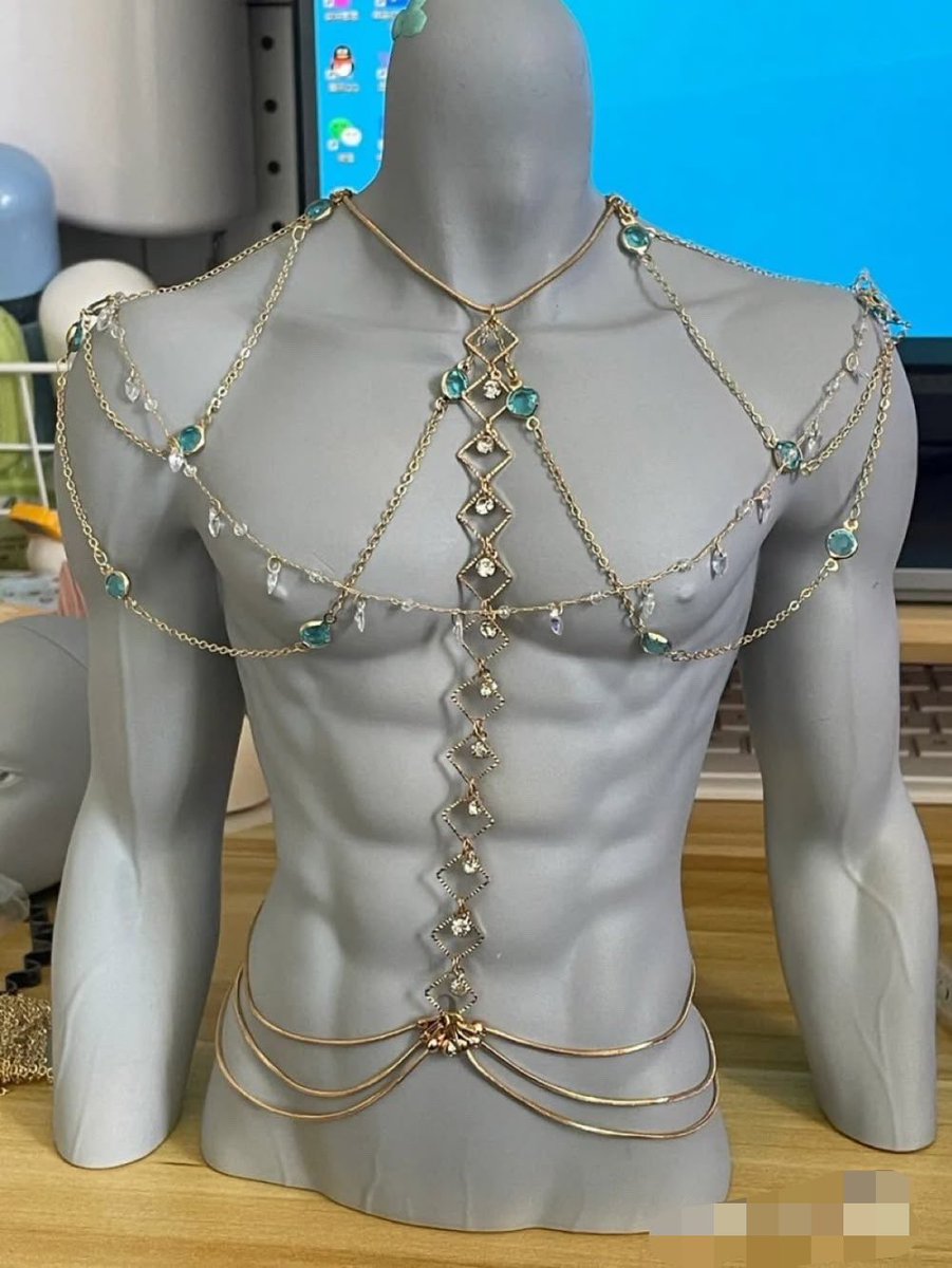 gothicornate_'s tweet photo. adornment with a touch of fantasy https://t.co/3NDkeKuqTg