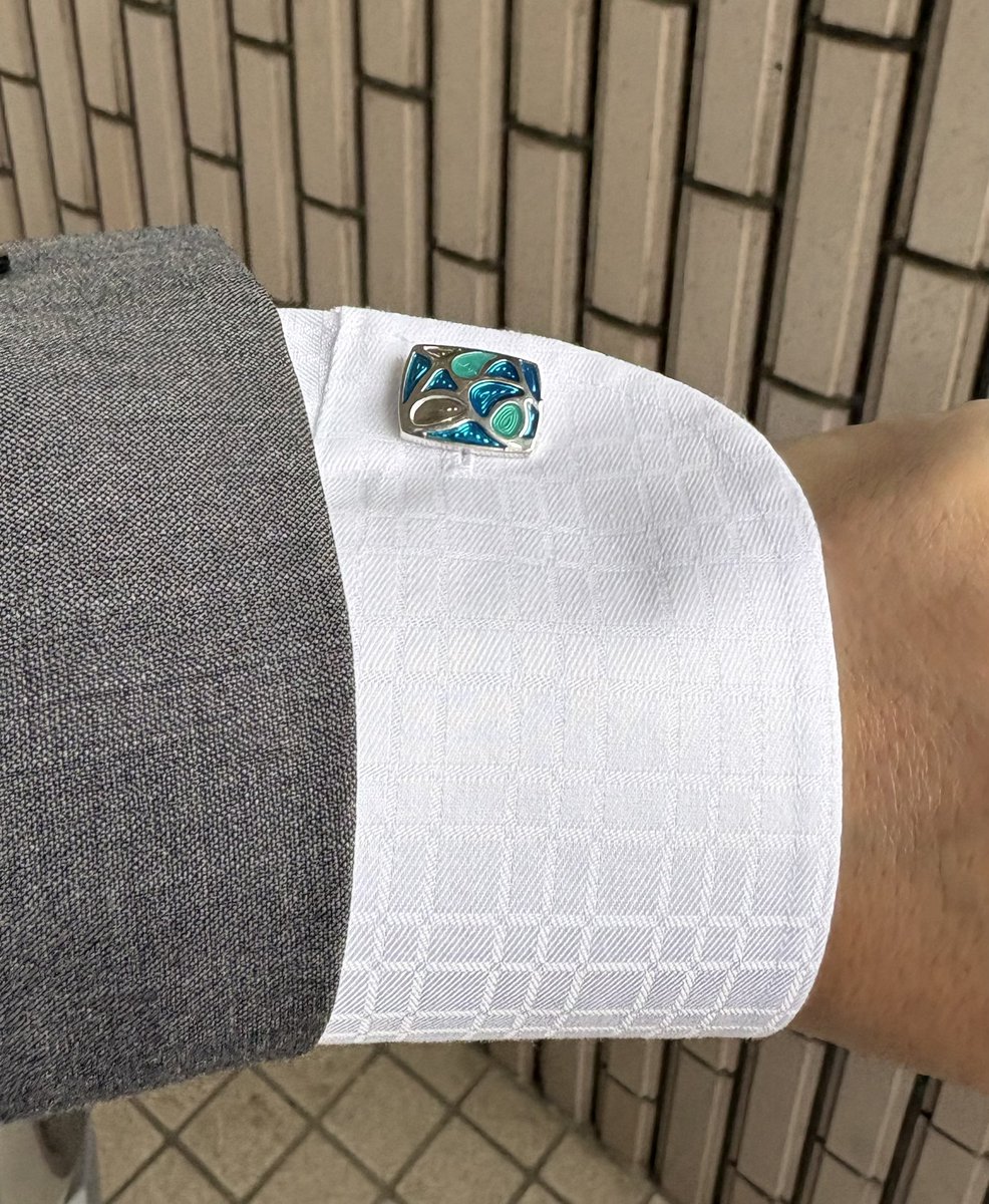 00731a's tweet photo. 2026/9/30
ボックスカーフのUチップ

中間決算は上手くいきました。

#リーガル https://t.co/i2D9fbTpXc
