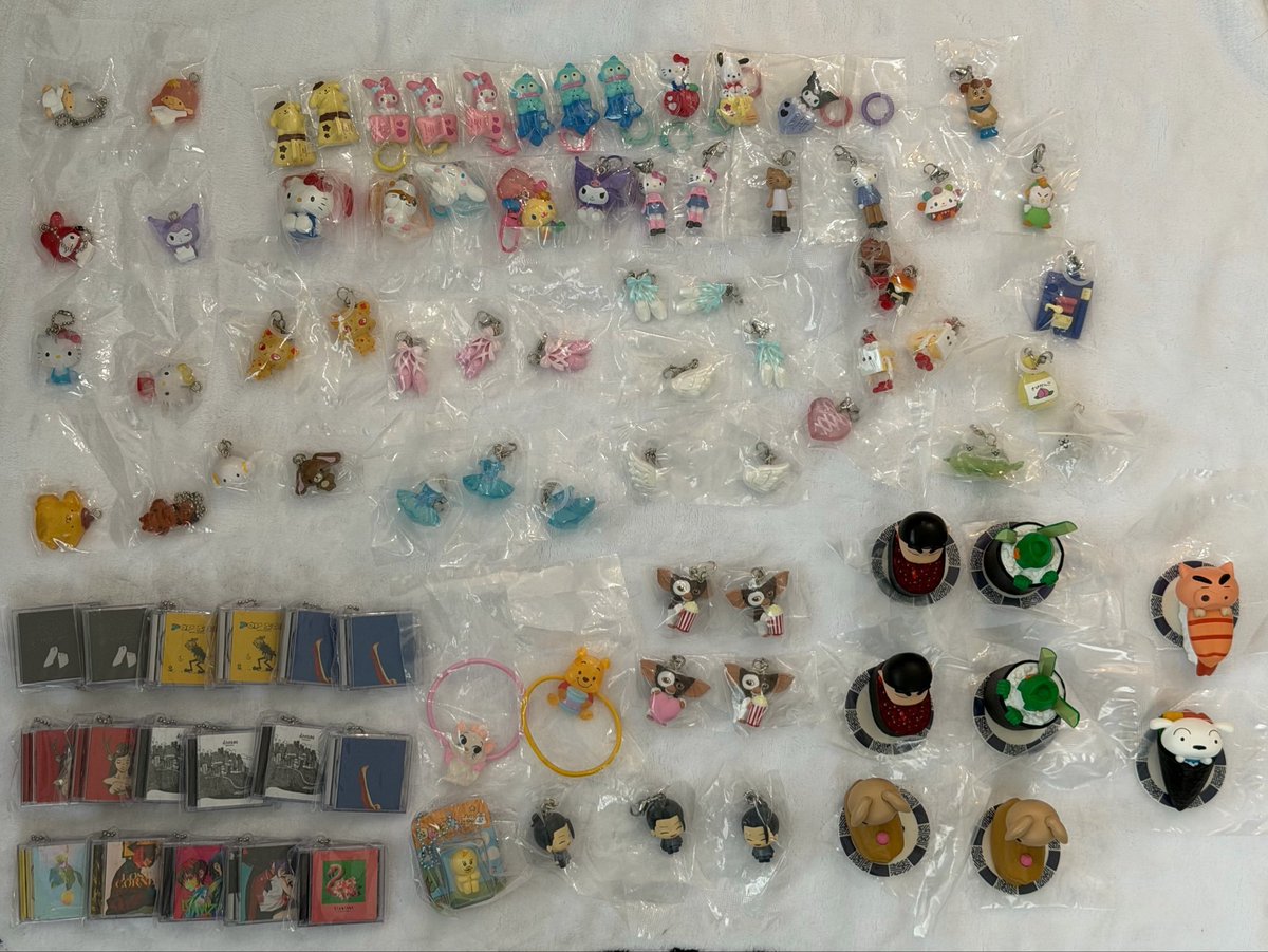 chd4_37's tweet photo. ガチャガチャ めじるしアクセサリー

【譲】画像①②③④
【求】定価＋送料

画像①：画像②以降もまとめて買取できる方優先
ヒスミニ：画像②以降を含め10点以上買取できる方優先

お気軽にDMください◎ https://t.co/dJAcGZkO5z
