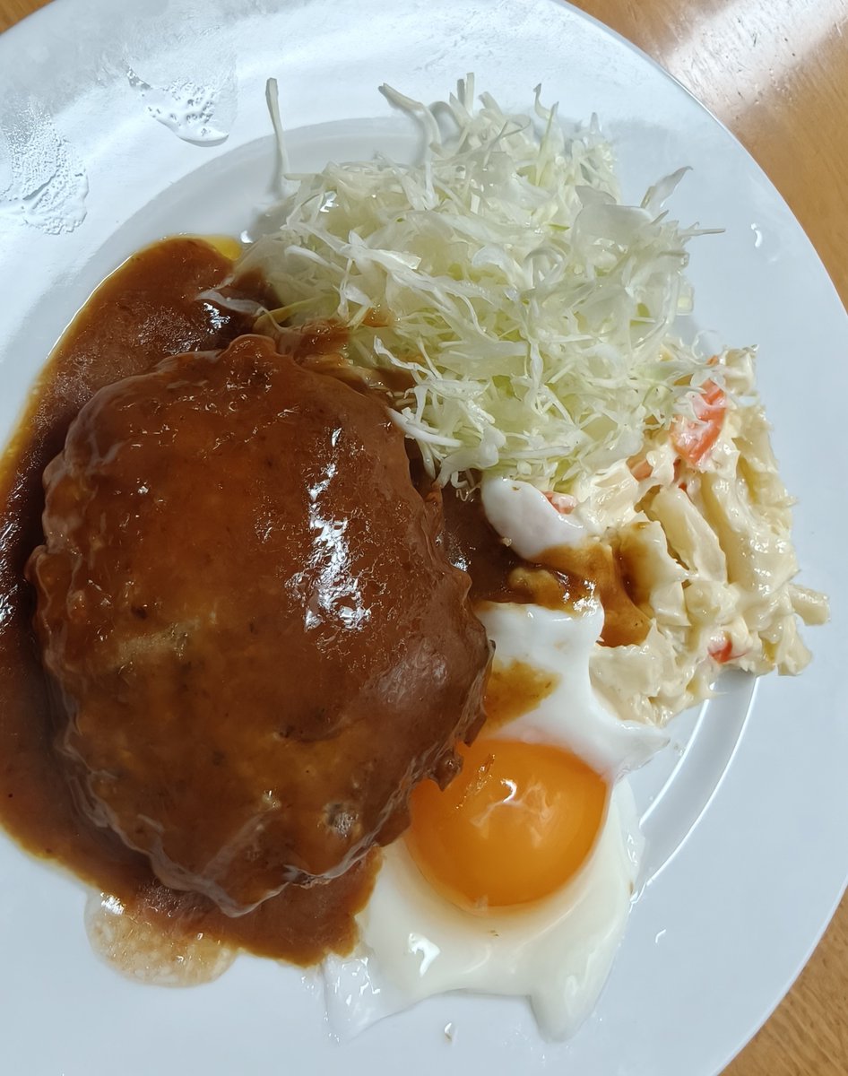 potechanchancha's tweet photo. 明日は内定式！！！
明後日ちゃんとの家に引っ越しします！！！
ドキドキワクワク https://t.co/fZZ6z1jxDL