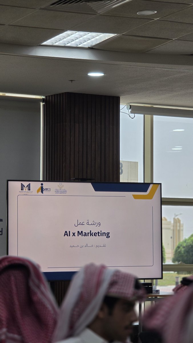 3il8li's tweet photo. ورشة AI × Marketing
حين يلتقي التسوق بالذكاء الاصطناعي 🤖
الشكر للناديين والمساهمين على القيام بالورشة 🙏🏻
@AICLUB_NU @_MECNU https://t.co/W9u6dLYDrg