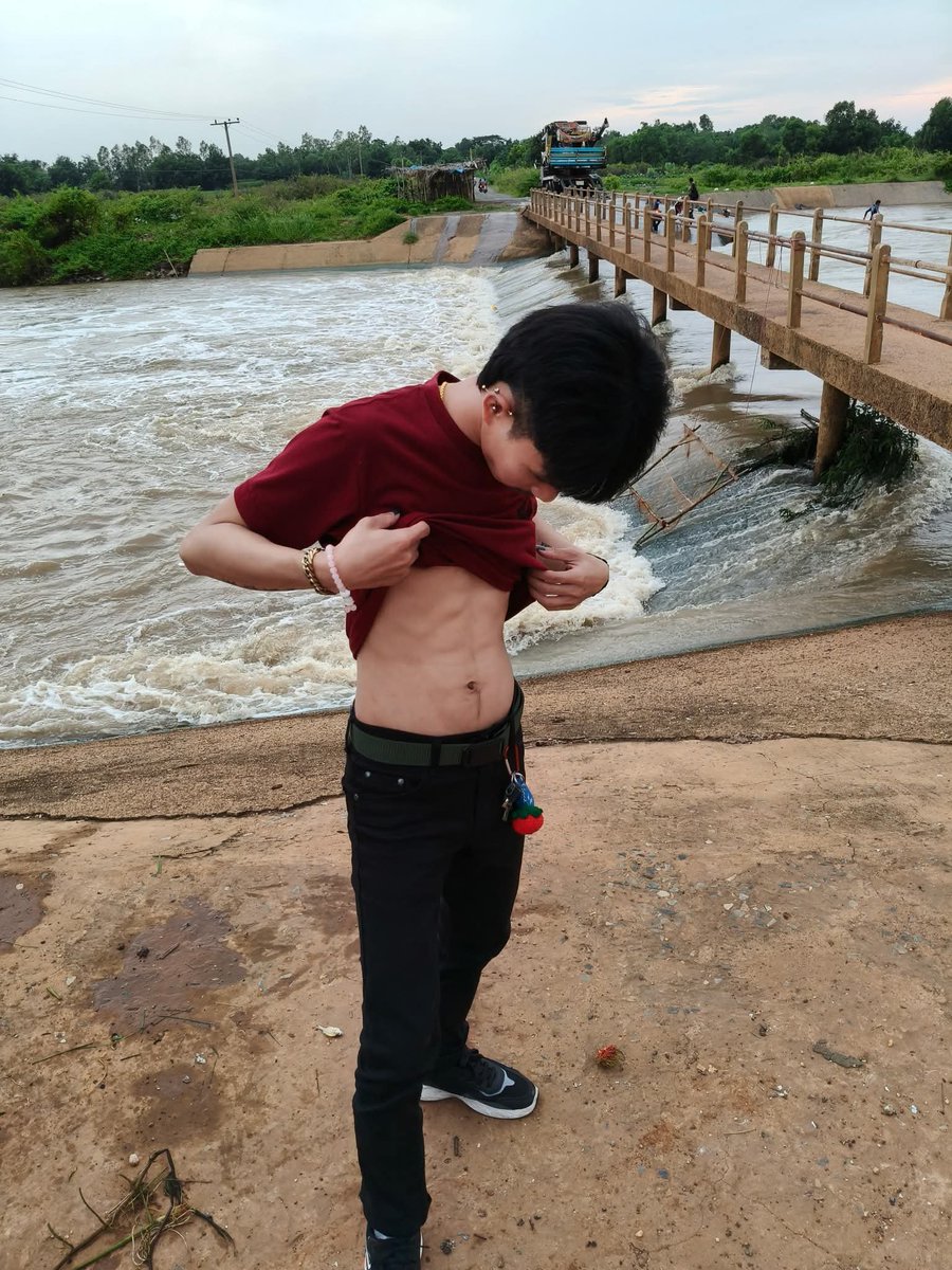 KhawP47137's tweet photo. อ่อยยังไงไห้โดนตอก😜😜 https://t.co/AYunUinson