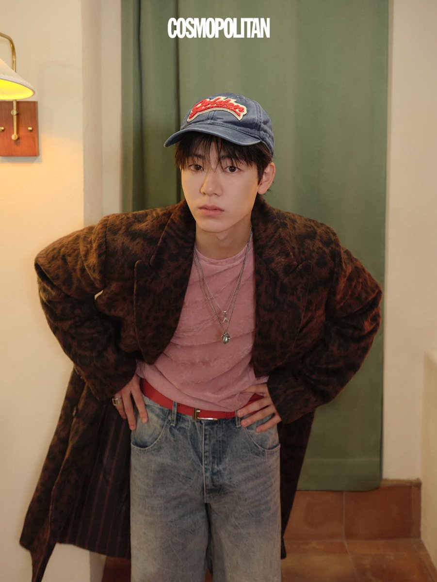 baeside53's tweet photo. 260930 📚 yonghee_ IG 

@cosmopolitankorea @baehyeonseong_ 🖤

#배현성
#BAEHYEONSEONG https://t.co/SjKr6k2j68