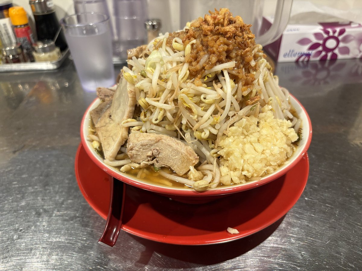 Shen__woo's tweet photo. 今日はなんばで野菜を食べます
健康的ですね https://t.co/WvzBguceJe