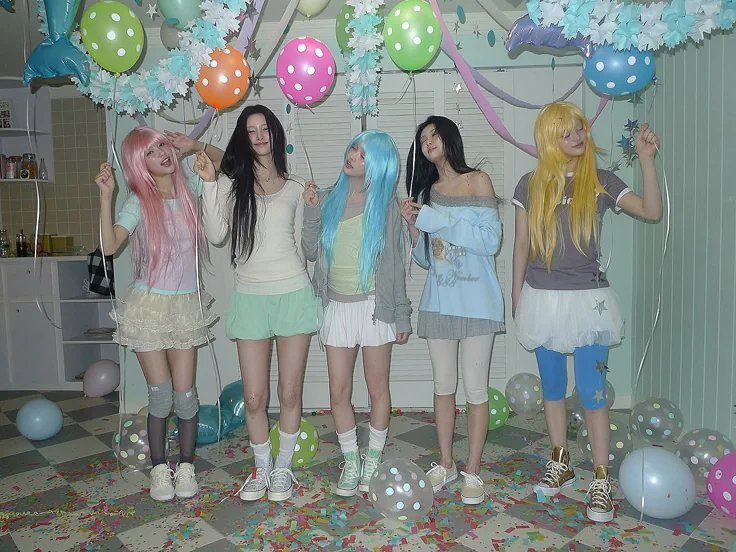 ILLITsc's tweet photo. It's Me by ILLIT has now becomes the #1 most played songs by a k-pop girl groups on Youtube Music this year, surpassing CHOOM by BABYMONSTER (368M).

#ILLIT #이일릿 @ILLIT_official https://t.co/schpdmmVah