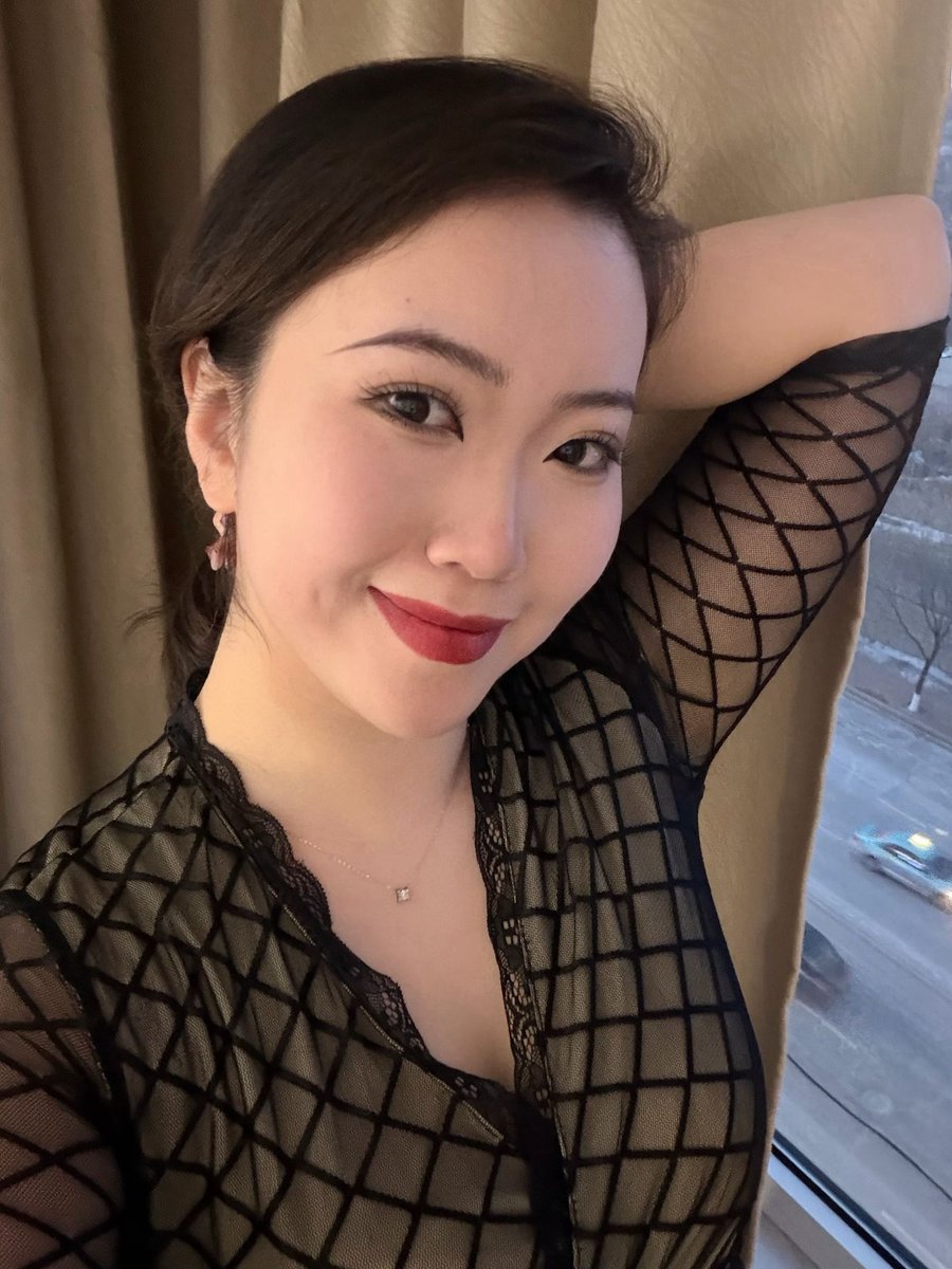 Chigu_21's tweet photo. 第一次来这里玩玩！ 喜欢交朋友，不影响生活的那种！有刚翻墙出来的朋友吗？ https://t.co/8Jos7djFiu
