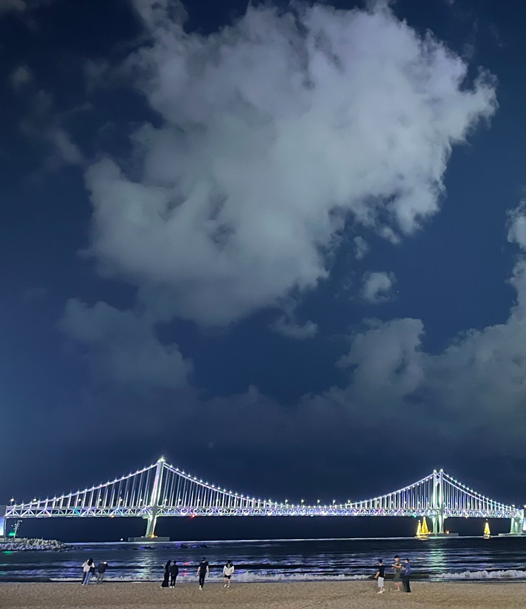 ____hugme____'s tweet photo. 안아주시면 안될까요 ?
#에세머트친소 #에세머_트친소  #에세머 https://t.co/GfevRZu7d4