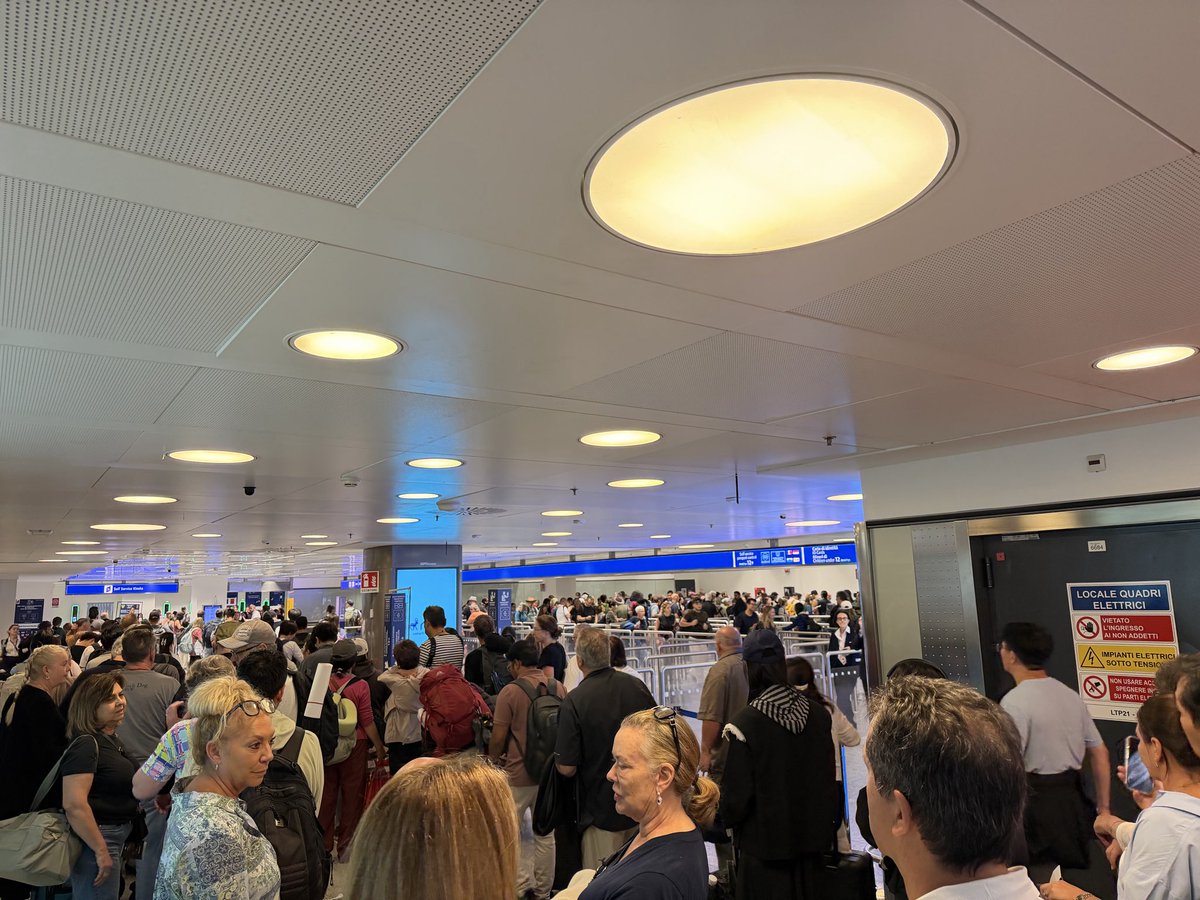 alexg0's tweet photo. Two hours in the passport control line just to LEAVE the #EU at Milan MXP. Amazing how quickly an airport can undo the goodwill Italy builds with tourists. How hard is it to process people on their way out? The last impression matters, too. https://t.co/SF10QDa4cl