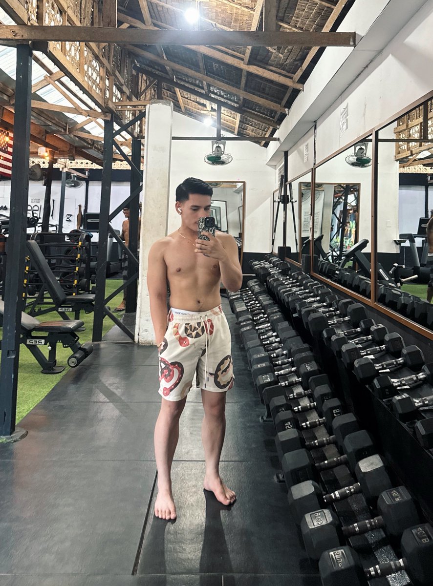 wainewrighttt's tweet photo. 📍Prime Fit Siargao 🐷 https://t.co/31hvpIcU0k