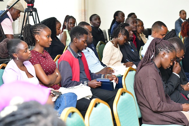 KenyattaUni tweet picture