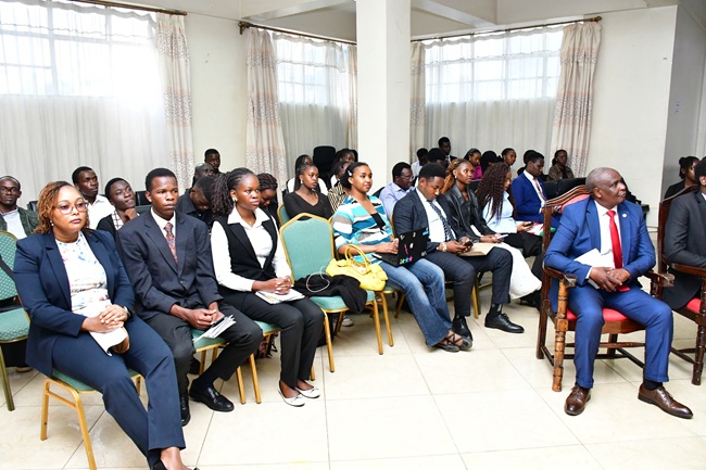 KenyattaUni tweet picture