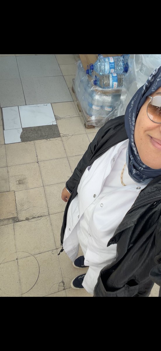 sessiz_sa's tweet photo. Markete de önlükle gitmezsin aslında yaaa :):) https://t.co/UqM7tQ6RS5
