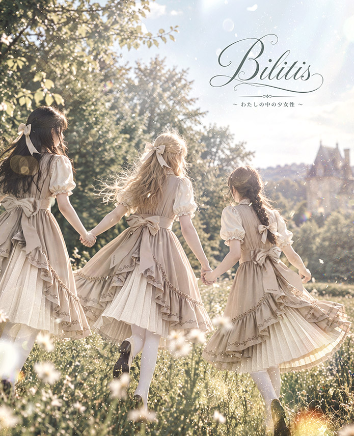 Mayla_Classique's tweet photo. ⊹⊱　新作発表　⊰⊹

〈Bilitis ～私の中の少女性～ Collection〉

あの制服を、今度はあなたへ。

House of MAYLAで
お客様をお迎えするCherieたちが纏う制服。

制服の美しさを受け継ぎながら、
新たなカラーで仕立てた
「Bilitis Dress」が誕生します。

店頭で見つめていた世界を、
今度はあなた自身が纏う番….⋆𝜗𝜚

2026.10.2 FRI 17:00 販売開始
✣「廻るスカート展」イベント招待対象商品
https://t.co/yz8671GKph 
 
#リトルフェミニティ