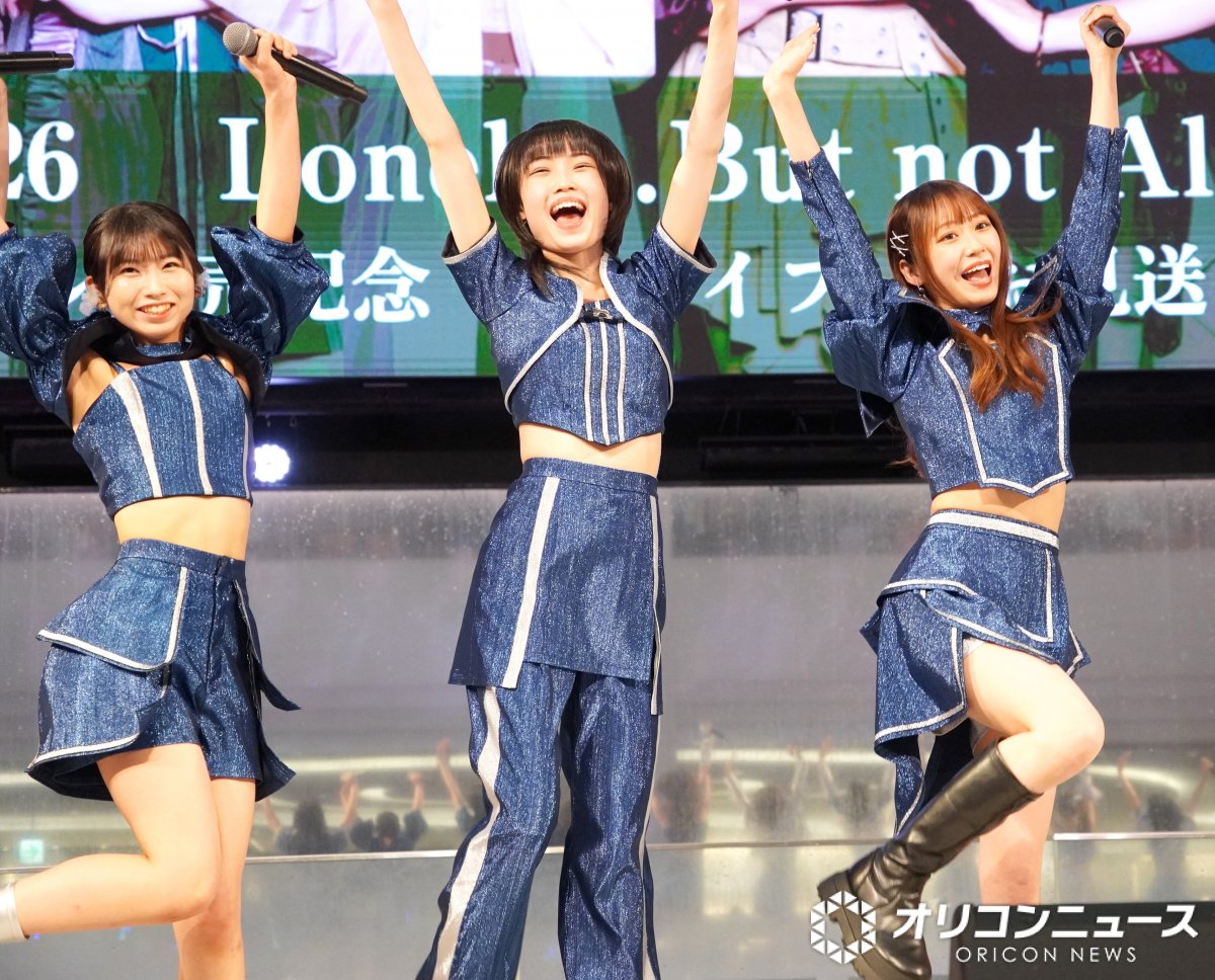 oricon's tweet photo. モーニング娘。’26・18期メンバー
フレッシュさあふれるあいさつ披露☺
⠀　
教育係は岡村ほまれ＆山﨑愛生🤝
https://t.co/91o4MQBStf https://t.co/gc3APybWXN