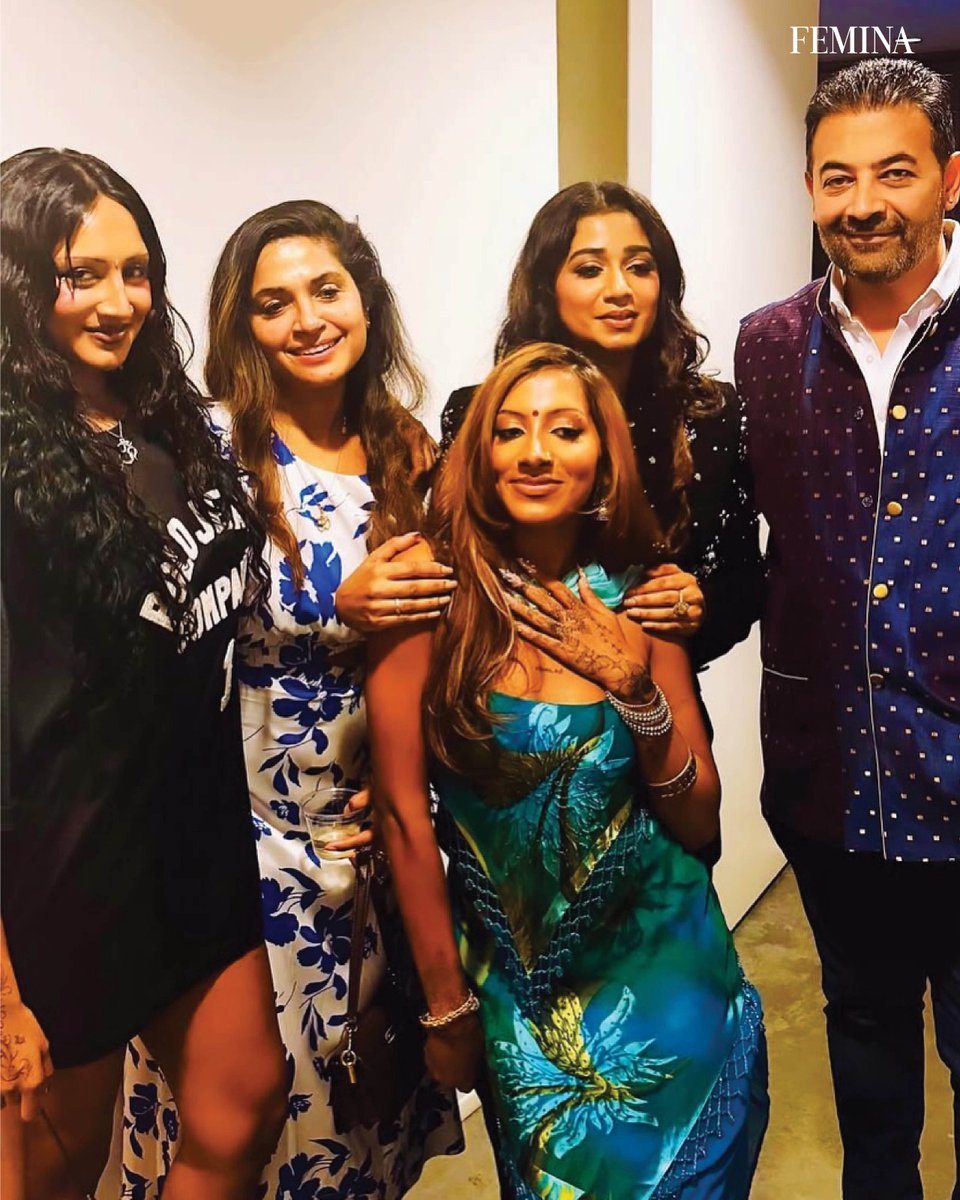 FeminaIndia's tweet photo. #FeminaTrending: The ultimate South Asian crossover! Shreya Ghoshal (@shreyaghoshal) and KATSEYE’s Lara Raj (@lararaj) met up in LA! We definitely didn't see this one coming!

#KATSEYE #ShreyaGhoshal #LaraRaj https://t.co/STOwIqNLLW