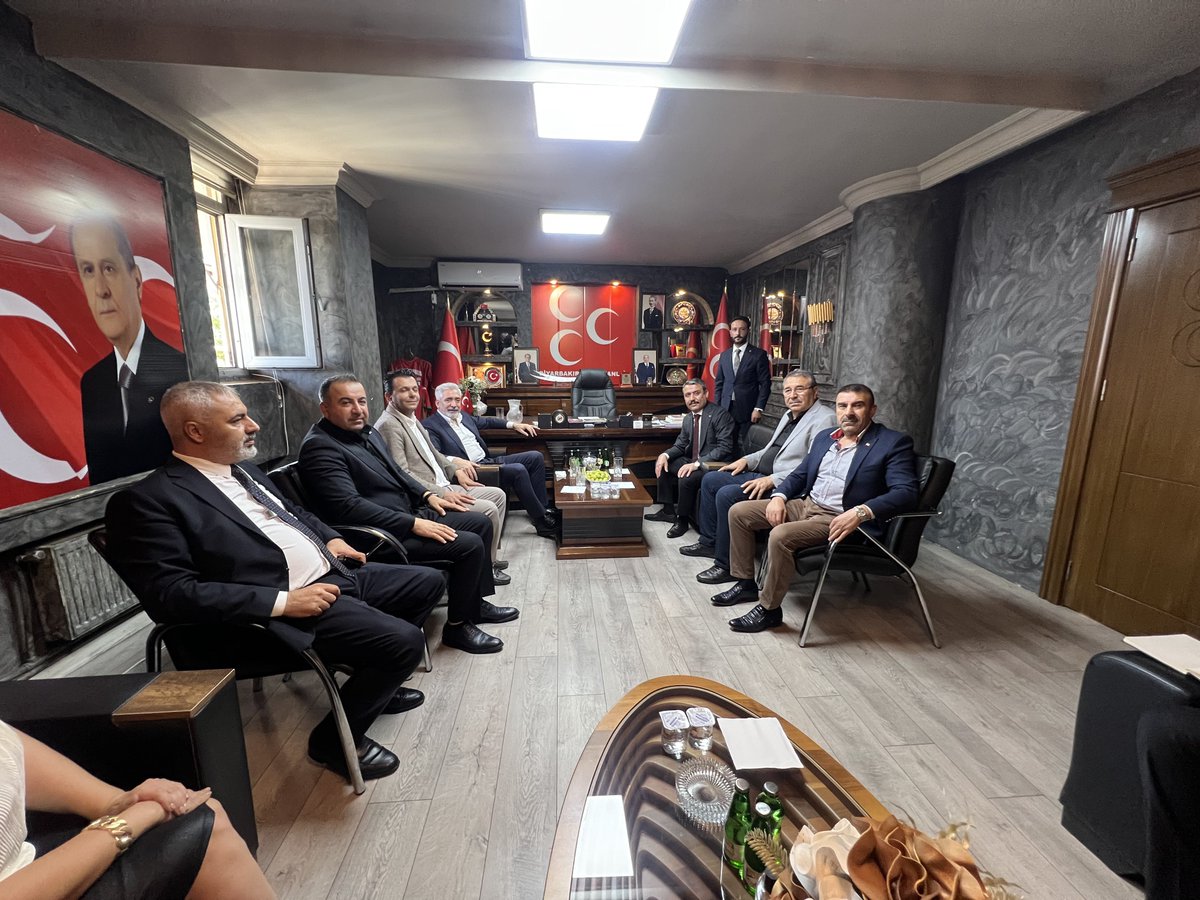 GalipEnsarioglu's tweet photo. Cumhur İttifakı ortağımız Milliyetçi Hareket Partisi Diyarbakır İl Başkanlığı görevine atanan Sayın Hasan Özcoşkun’a hayırlı olsun ziyaretinde bulunduk.

Sayın Başkanı ve kıymetli ekibini tebrik ediyor, yeni görevlerinde Diyarbakır’ımız ve Cumhur İttifakı’mız adına yürütecekleri çalışmalarda kolaylıklar diliyorum.
