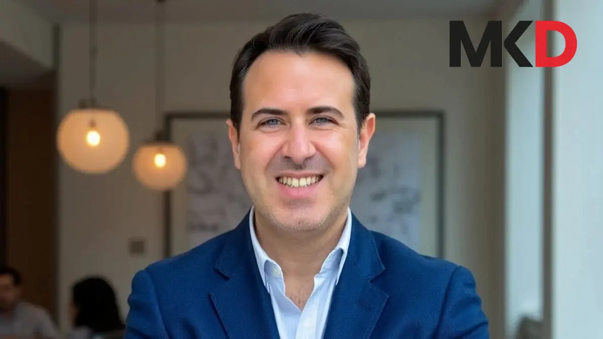 Carolplanc's tweet photo. #Entrevistas #InteligenciaArtificial «El reto ya no es acceder a la información, sino dotarla de contexto y establecer prioridades» J. Feal (Team Lewis): Hablamos con Juan Feal, Marketing Director de TEAM LEWIS, sobre Orbital y el nuevo papel de… dlvr.​it/TVjN6c por @mkdirecto https://t.co/HK9vJtReoi